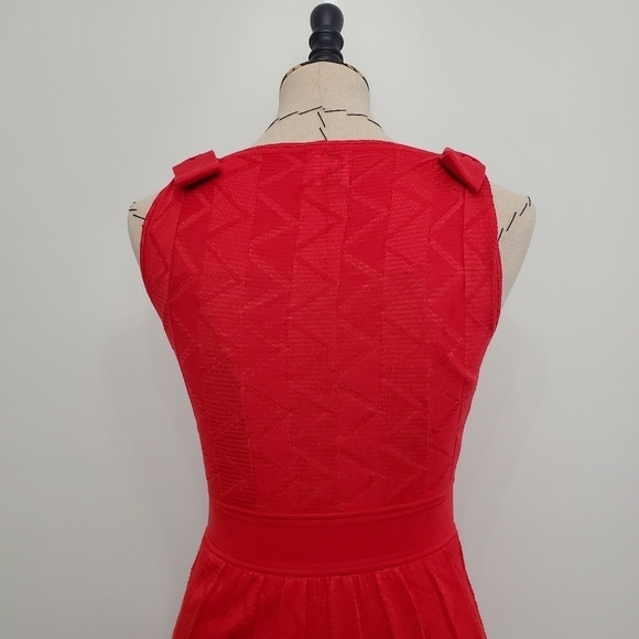 M by Missoni Red Zig Zag Bow knit Dress - Picture 7 of 10
